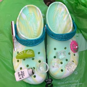 Margaritaville Crocs